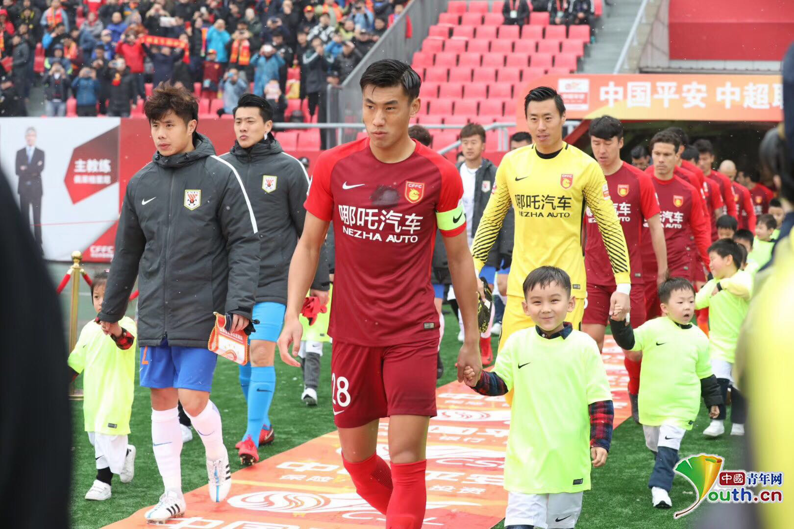 TK谈心中最佳阵容：梅罗入选、魔笛、齐达内、大罗、小罗在列（TK心目最佳阵容揭晓：梅罗上榜，魔笛、齐达内、大罗、小罗悉数在列）