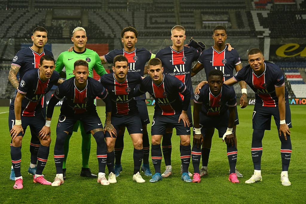 NBA最佳阵容公布：詹姆斯入选,（NBA年度最佳阵容出炉：詹姆斯榜上有名）