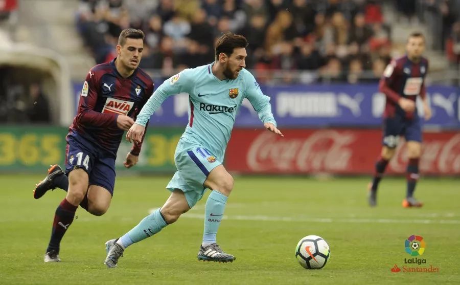 门德斯：不知道为啥有这么多关于亚马尔的噪音，我们都年轻过（门德斯：不解外界为何对亚马尔喧嚣不止，我们都曾年少）