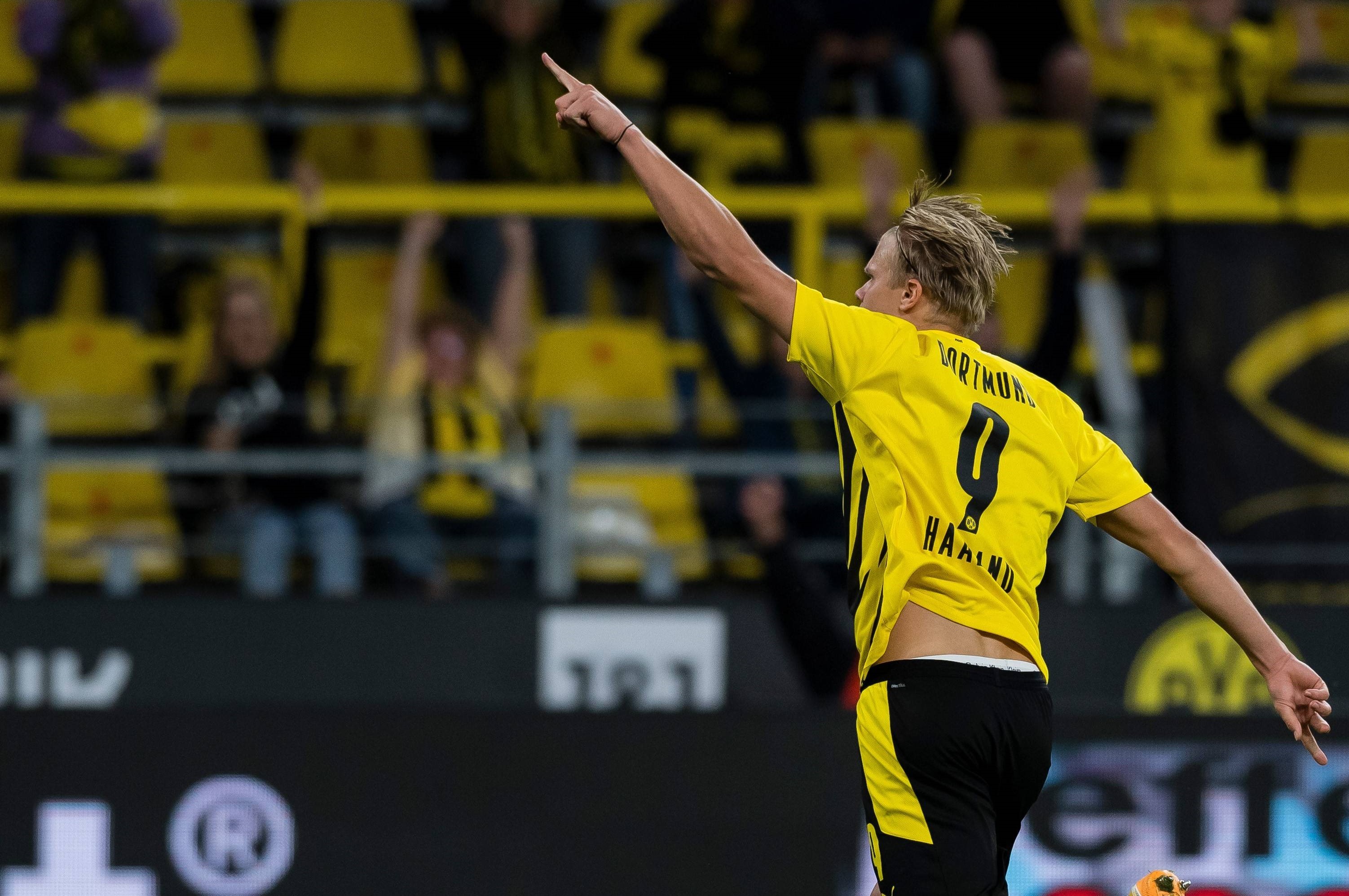 海港发布官方Vlog：旧将奇塔迪尼重回浦东足球场（海港推出官方Vlog：前将奇塔迪尼重返浦东足球场）