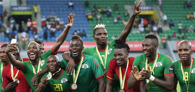 足球联赛赛季最佳射手候选名单揭晓（足球联赛赛季金靴候选名单出炉）