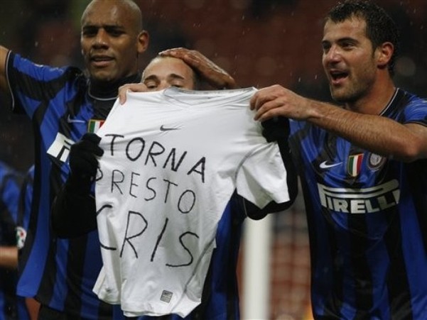 斯洛特：萨拉赫一直对俱乐部和队友很重要，队友有事不会愉快（斯洛特：萨拉赫对俱乐部和队友始终至关重要，队友有事也难言愉快）